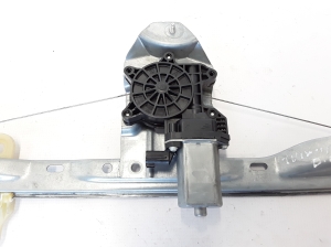 RENAULT Twingo III (2014–2026) Front door window regulator 807208353R - 3
