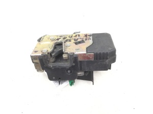 Opel Vectra B (1995–2002) Esiukse lukk 90585021 - 2