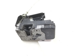 Opel Zafira A (1999–2005) Front door lock 24414117 - 3