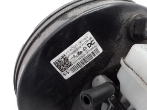 RENAULT Twingo III (2014–2026) Pidurivõimendi 25257852040 - 2