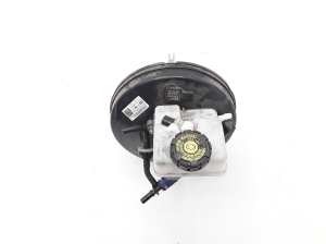 RENAULT Twingo III (2014–2026) Pidurivõimendi 25257852040 - 3