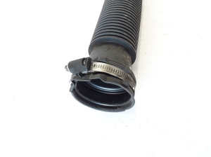  Air intake hose 