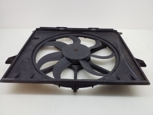 Mercedes Benz ML-Class 164 (2005–2011) Dzesēšanas ventilators un tā daļas A1645000193 - 2