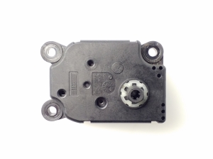 BMW 1 SERIES E87 (2003–2012) Stellmotor Heizungsklappe 113930072 - 4