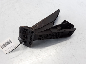 BMW 5 SERIES F10 (2010–2017) Accelerator pedal 25916010 - 2