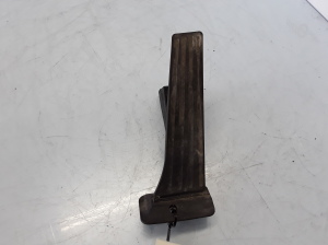 Accelerator pedal - 25916010