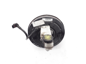 RENAULT Megane III (2008–2016) Pidurivõimendi 472100013R - 3