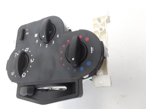 Dacia Logan I (2004–2012) Heater control panel 69570001 - 5