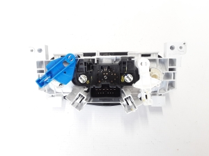 Dacia Sandero (2012–2021) Heater control panel T1021548T - 2