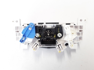 Dacia Sandero (2012–2021) Heater control panel N106277R - 4