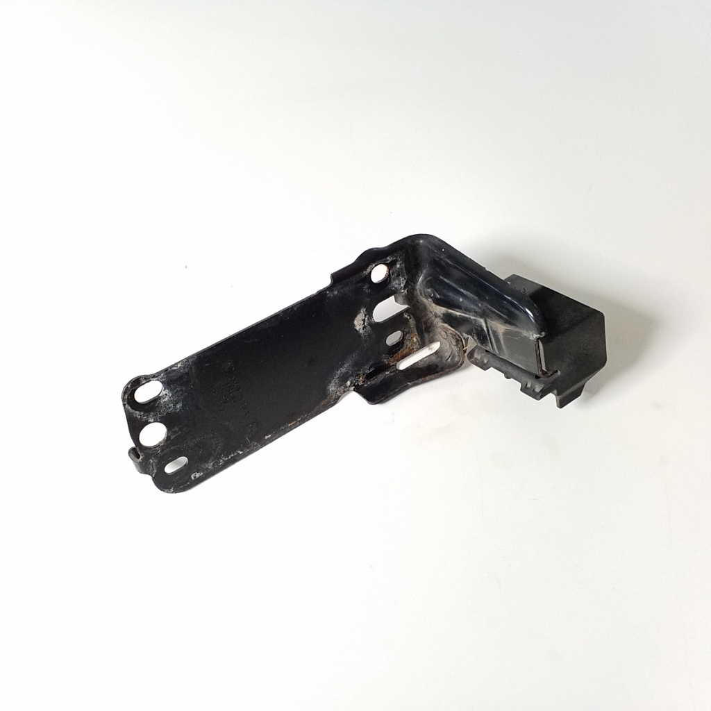 BMW 3 Series E90/E91/E92/E93 (2004-2013) Radiator Holder 51647117811 21428396