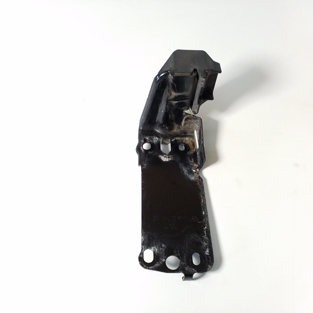 BMW 3 Series E90/E91/E92/E93 (2004-2013) Radiator Holder 51647117811 21428396