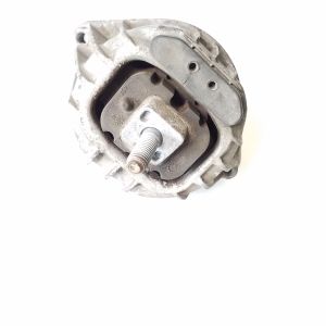 BMW 3 SERIES E90 (2004–2013) Engine mount 6768799 - 4