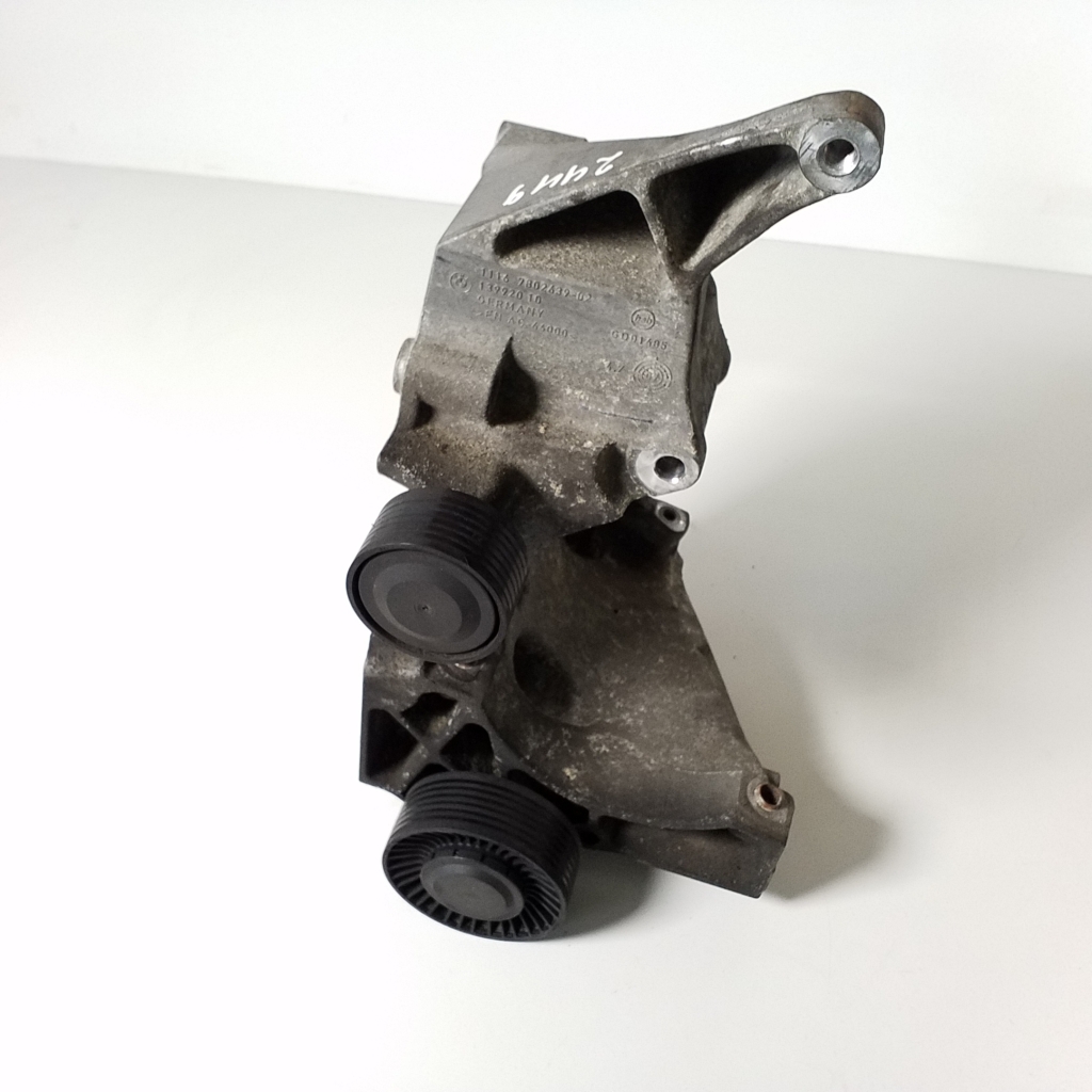 BMW 3 Series E90/E91/E92/E93 (2004-2013) Alternator bracket 7802639 21427696