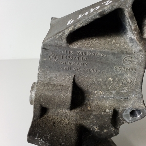 BMW 3 SERIES E90 (2004–2013) Generaatori kinnitus 7802639 - 2