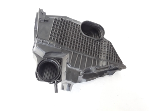   Boîtier de filtre à air  - 165001258R 