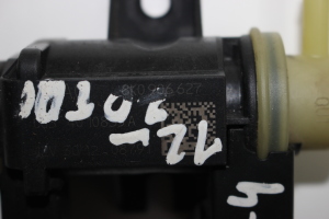 AUDI A4 B8 (2007–2016) Magnetventil 8K0906627 - 3