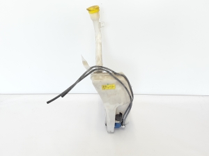 RENAULT Clio IV (2012–2019) Esiklaasi pesuvedeliku paak 289107623R - 4
