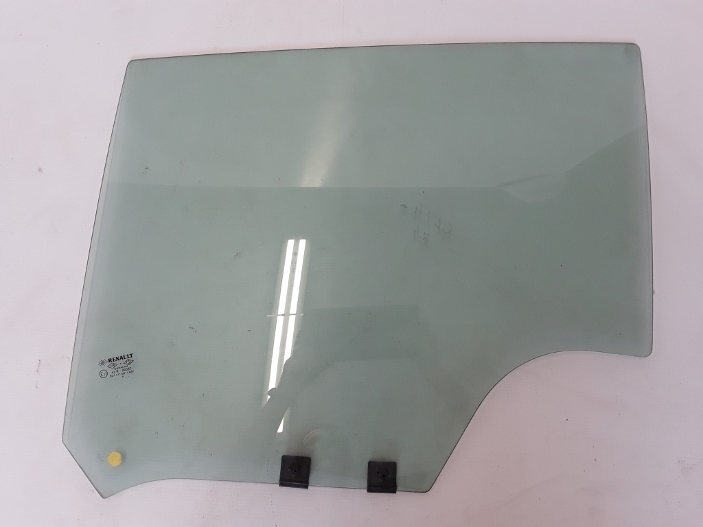 Used RENAULT Clio Glass rear side door 823018786R