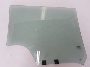RENAULT Clio IV (2012–2019) Rear side door glass 823018786R - 3