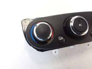 RENAULT Clio IV (2012–2019) Heater control panel T1019676Z - 5