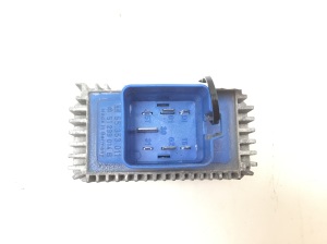 Opel Astra H (2004–2010) Glow plug relay 55353011 - 2