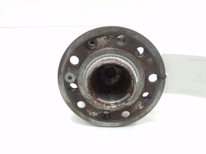 Mercedes Benz C-Class 205 (2014–2021) Esirummu laager A2053340400 - 2