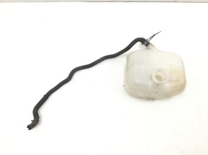 Coolant reservoir - 24469940