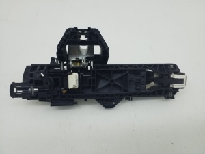 Mercedes Benz C-Class 204 (2007–2014) Front door external opening handle and its details A2047600834 - 3