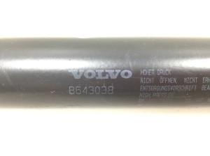 VOLVO XC70 (2000–2007) Heckklappendämpfer 8643038 - 2
