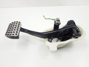 Mercedes Benz C-Class 205 (2014–2021) Bremspedal A2052920308