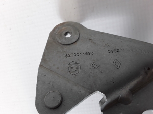 RENAULT Espace IV (2002–2014) Hood hinge 8200011693 - 3