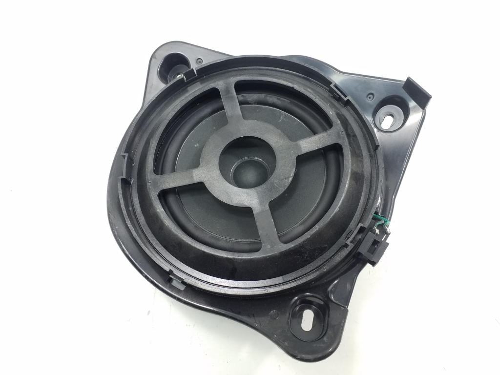 MERCEDES-BENZ C-Class W205/S205/C205 (2014-2023) Front Right Door Loudspeaker A2058201800 20377762