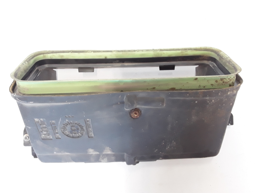 Used RENAULT Trafic Cabin air filter housing 8200004921
