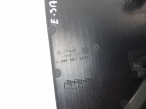 Mercedes Benz C-Class 205 (2014–2021) Other dashboard part A2056801407 - 3