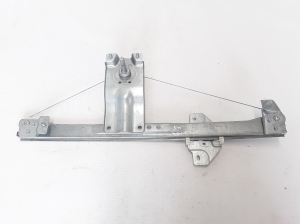  Rear side door window lifter 