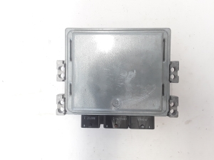 RENAULT Clio III (2005–2012) Motorsteuergerät S122326114 - 3