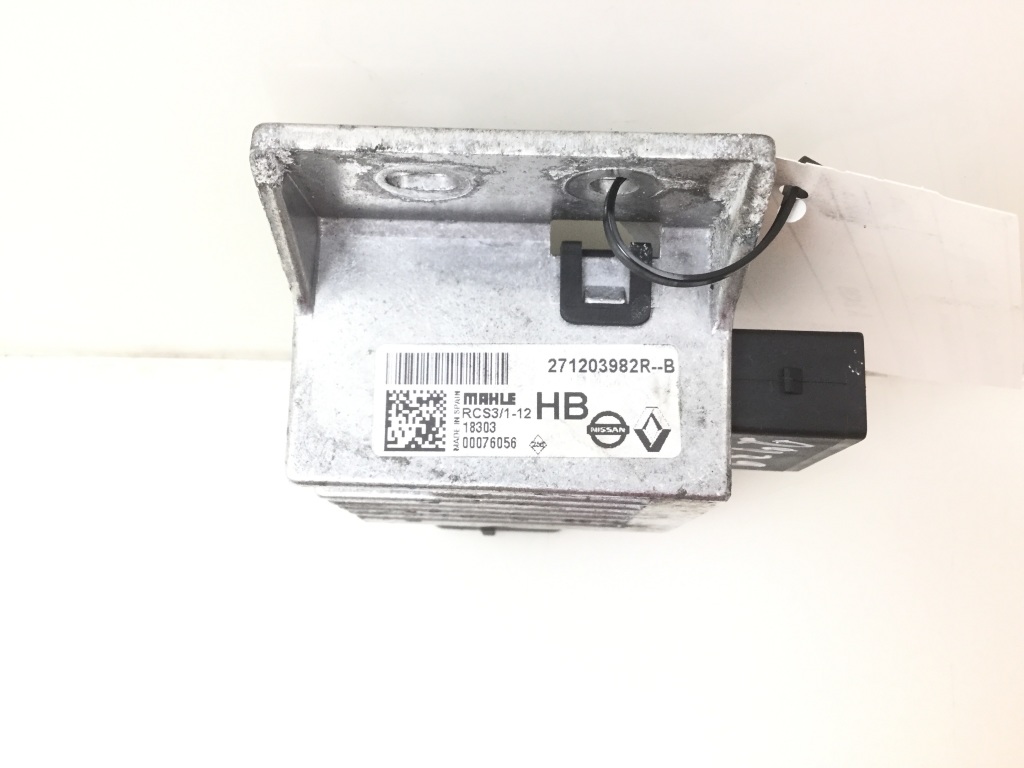 Used NISSAN Qashqai Cooling fan relay 271203982R