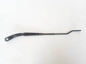  Windshield wiper blade 