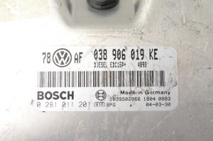 Volkswagen Passat B5 (1997–2005) Motorsteuergerät 038906019KE - 3