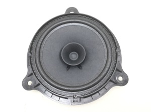   Rear side door speaker 