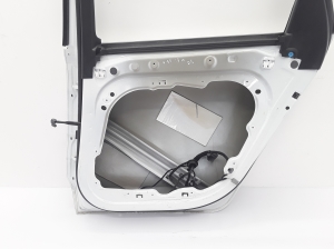 VOLVO V90 (2016–2026) Rear side doors 31698705 - 2