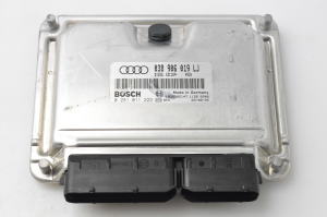 Calculateur moteur - 038906019LJ