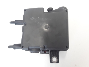 RENAULT Latitude (2010–2017) Kaitsmeploki hoidik kapoti all 284B10001R - 3
