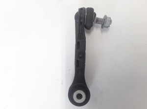 BMW 5 SERIES G30 (2016–2026) Tagumine stabilisaatori varras 6861482 - 3