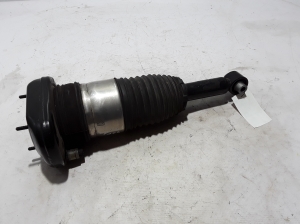 BMW 5 SERIES G30 (2016–2026) Aizmugurējā tilta gaisa piekares spilvens 37106882822 - 3