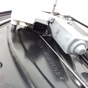 Mercedes Benz E-Class W207 (2009–2017) Rear fork windscreen lifter and its components A2076701403 - 4