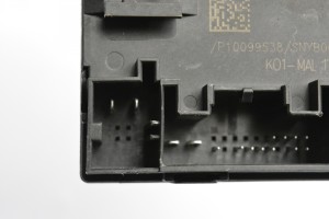 AUDI A3 8V (2012–2020) Tagumise küljeukse juhtplokk 5Q0959595B - 2