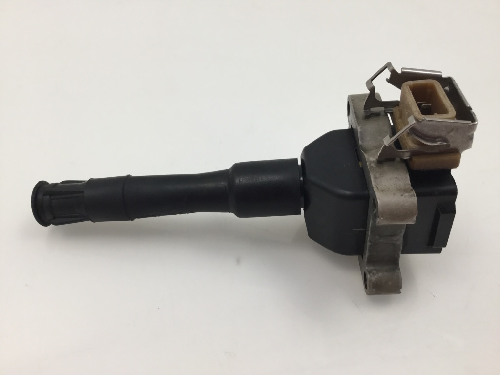 BMW 7 Series E38 (1994-2001) High Voltage Ignition Coil 1703359 21192486