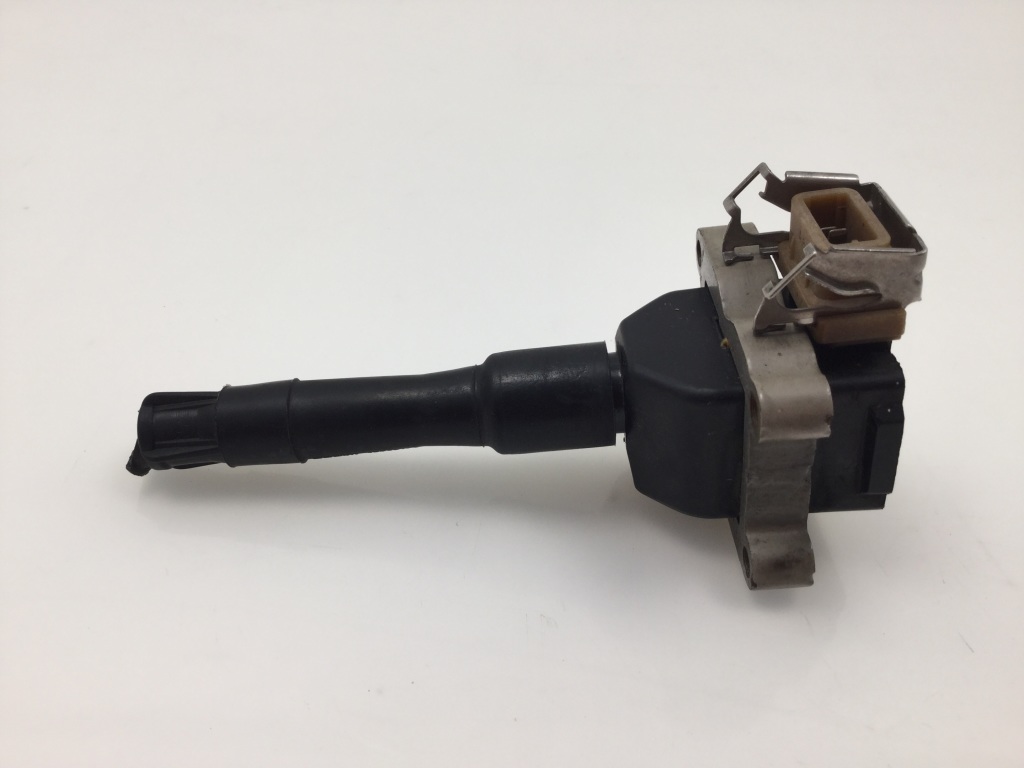 BMW 7 Series E38 (1994-2001) High Voltage Ignition Coil 1703359 21192477